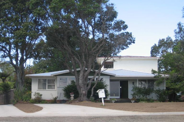 Photo of property in 471 Glenfield Road, Glenfield, Auckland, 0629