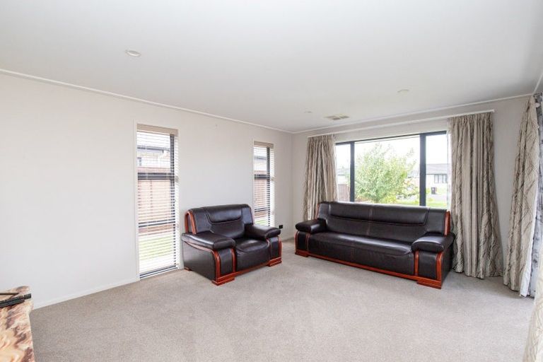 Photo of property in 27 Costello Drive, Ngatea, 3503