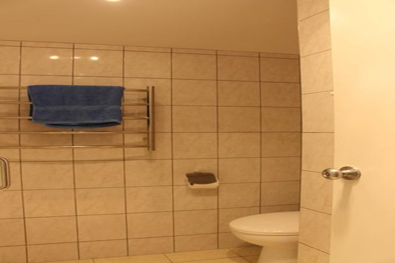 Photo of property in 28 Langana Avenue, Browns Bay, Auckland, 0630