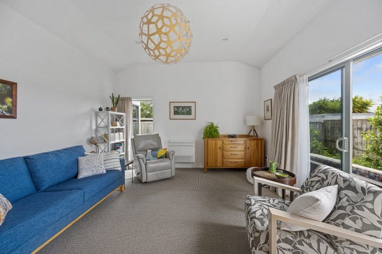 Photo of property in 9a Chambers Street, Havelock North, 4130