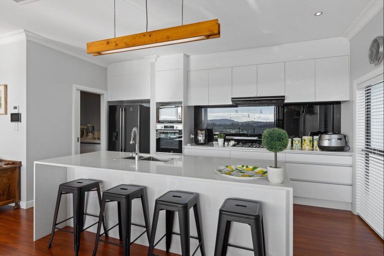 Photo of property in 7 Boutique Way, Orewa, 0931