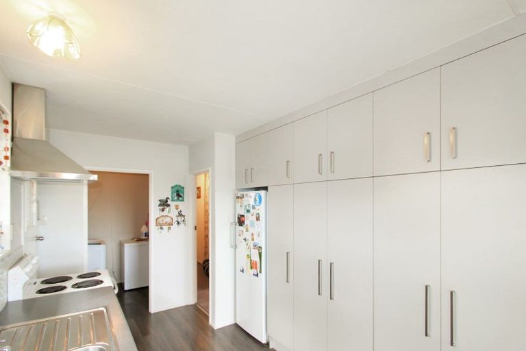 Photo of property in 17 Kiwi Street, Pahiatua, 4910