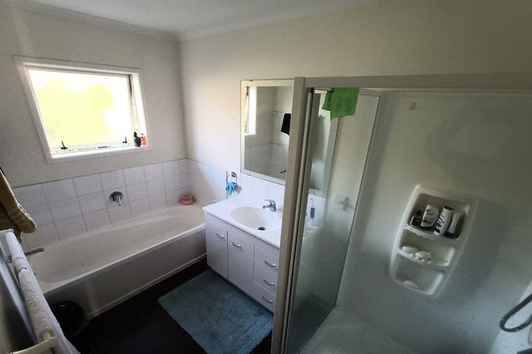 Photo of property in 30 Ranchod Terrace, Pukekohe, 2120