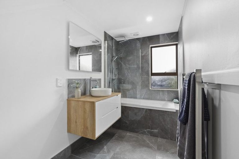 Photo of property in 13 Cordyline Road, Port Waikato, Tuakau, 2695