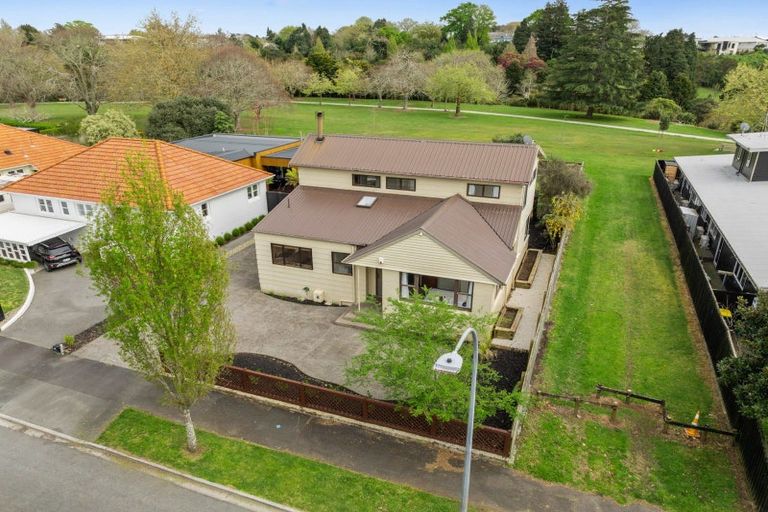 Photo of property in 10 Jellicoe Drive, Hamilton East, Hamilton, 3216