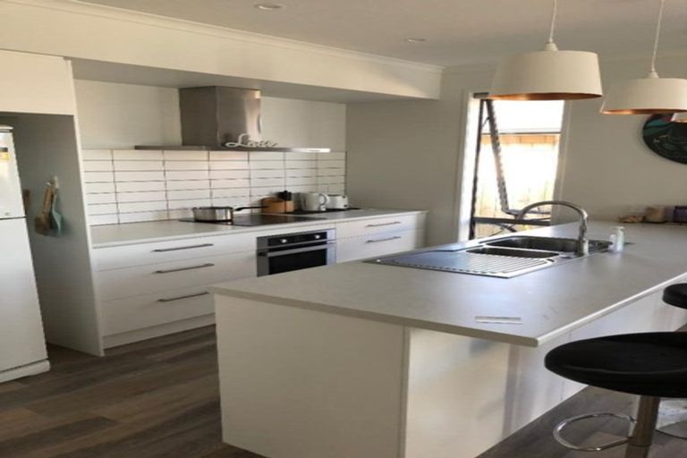 Photo of property in 12 Wahaika Way, Papamoa Beach, Papamoa, 3118