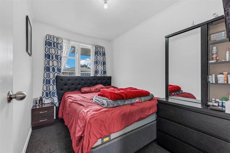 Photo of property in 11a Ellen Street, Manurewa East, Auckland, 2102