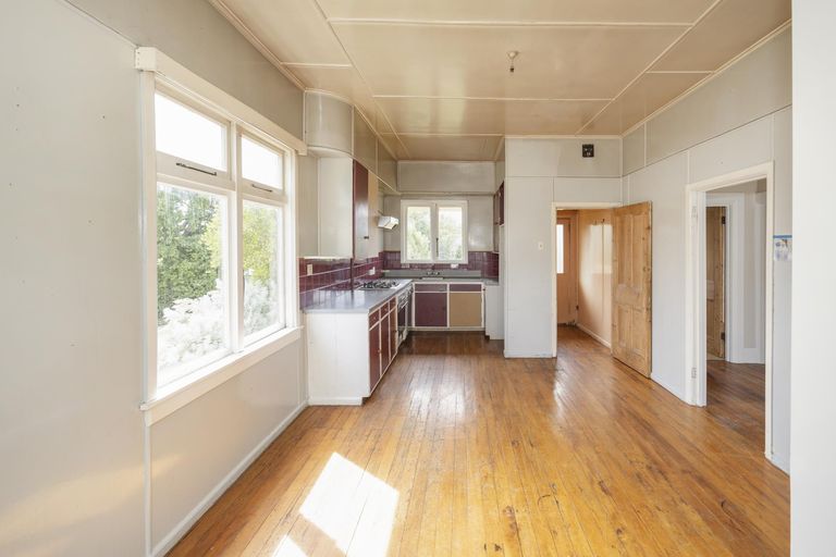 Photo of property in 17 Clyde Street, Oamaru North, Oamaru, 9400