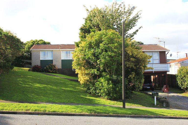 Photo of property in 5b Reese Jones Grove, Maungaraki, Lower Hutt, 5010