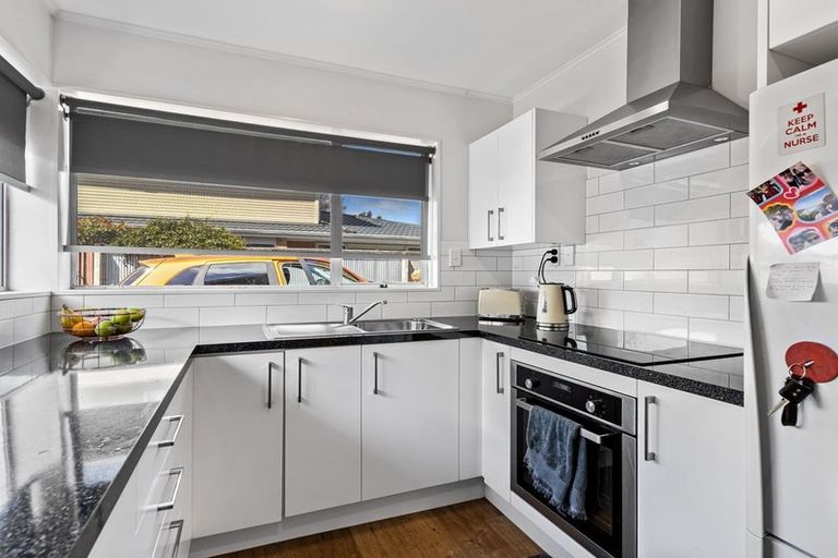 Photo of property in 2/19 Molesworth Place, Somerfield, Christchurch, 8024