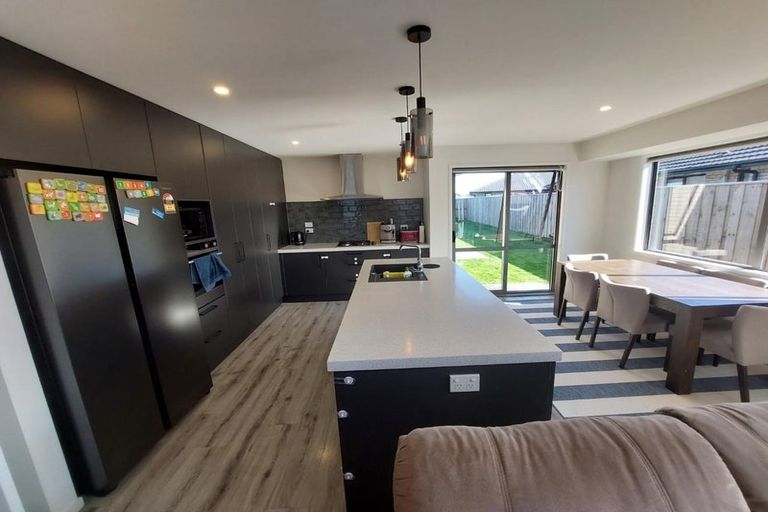 Photo of property in 72 Avanda Avenue, Rolleston, 7615