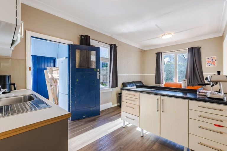 Photo of property in 7 Queen Street, North Dunedin, Dunedin, 9016