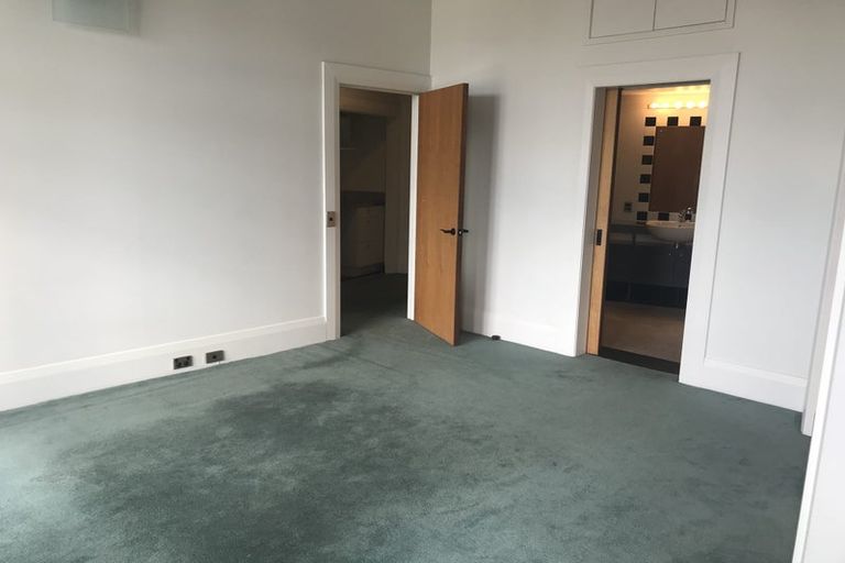 Photo of property in Dominion Apartments, 25/80 Victoria Street, Wellington Central, Wellington, 6011