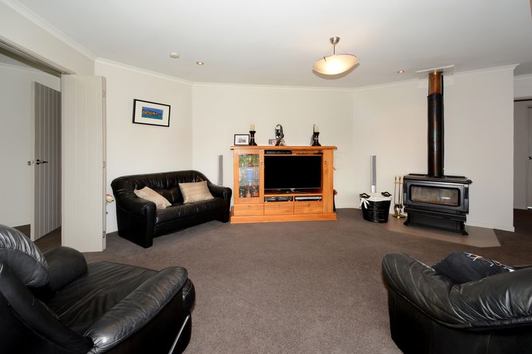 Photo of property in 55 Bell Street, Outram, 9019