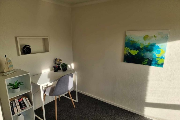 Photo of property in 2/16a Ranfurly Street, Trentham, Upper Hutt, 5018