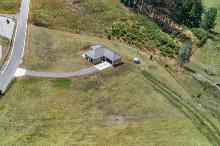 Photo of property in 12 Peet Row, Pokeno, 2471