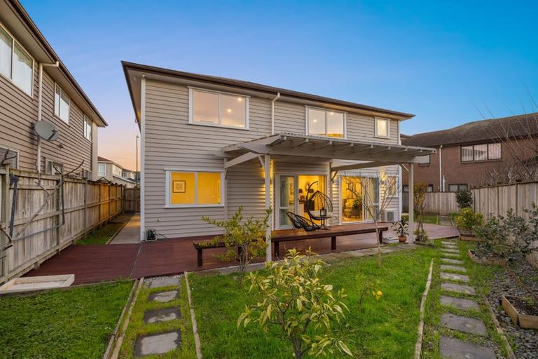 Photo of property in 5 Creggan Crescent, Flat Bush, Auckland, 2019