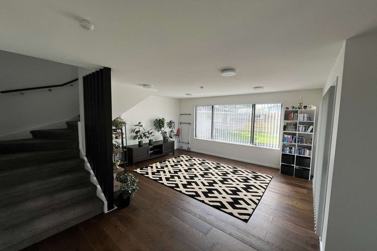 Photo of property in 8e Grenada Avenue, Forrest Hill, Auckland, 0620