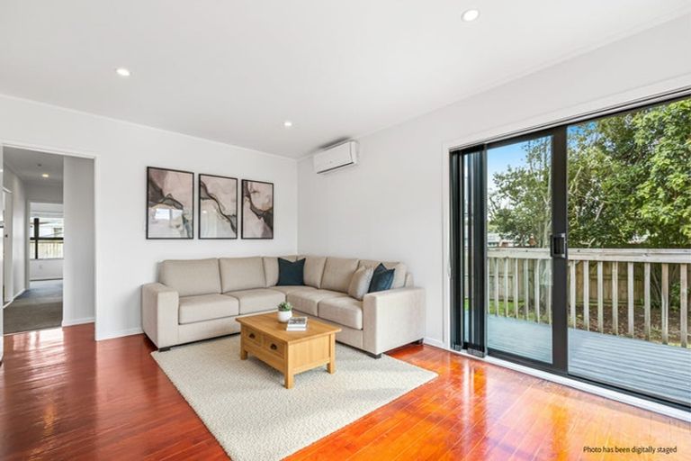 Photo of property in 123 Riverpark Crescent, Henderson, Auckland, 0610