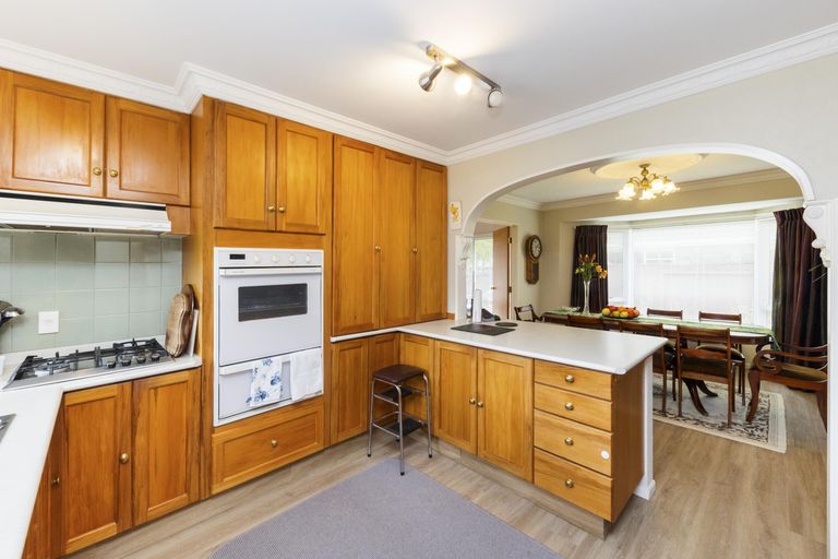 Photo of property in 4 Jensen Court, Hokowhitu, Palmerston North, 4410
