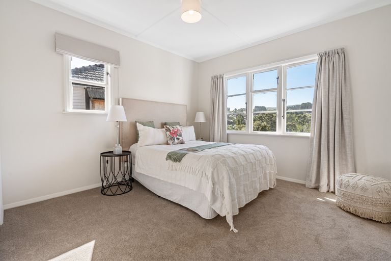 Photo of property in 18 Rennie Street, Green Island, Dunedin, 9018
