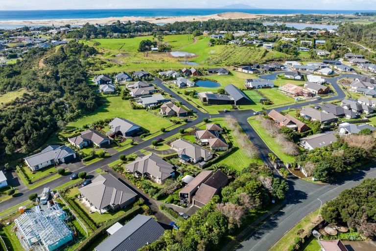 Photo of property in 7 Park Avenue, Mangawhai Heads, Mangawhai, 0505