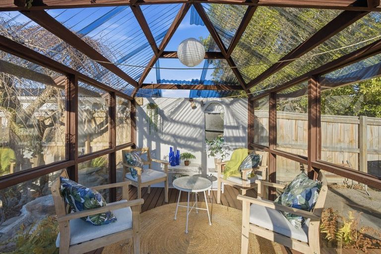 Photo of property in 15 Palmside Street, Somerfield, Christchurch, 8024