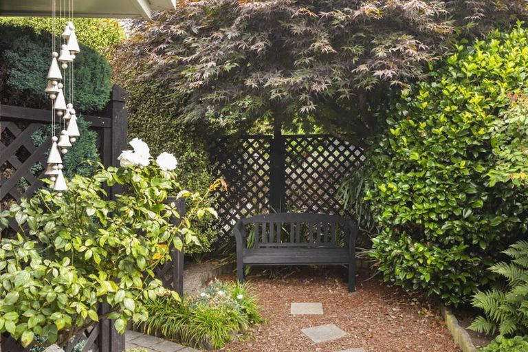 Photo of property in 1/5a Regency Crescent, Redwood, Christchurch, 8051