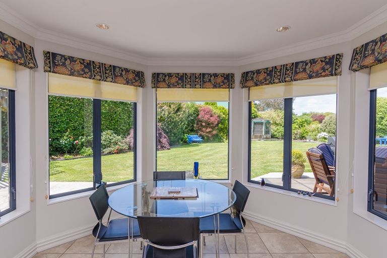 Photo of property in 10 Kenwyn Drive, Carterton, 5713