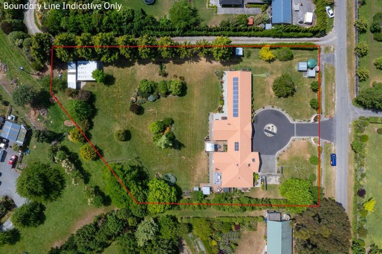 Photo of property in 16 Macdonalds Lane, Waikuku, Rangiora, 7473
