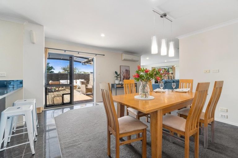 Photo of property in 65a Willerton Avenue, New Lynn, Auckland, 0600