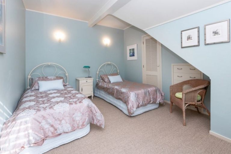 Photo of property in 124a Sandspit Road, Shelly Park, Auckland, 2014