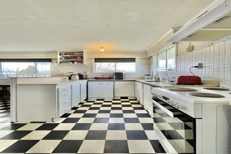 Photo of property in 10 Kentucky Street, Totara Park, Upper Hutt, 5018