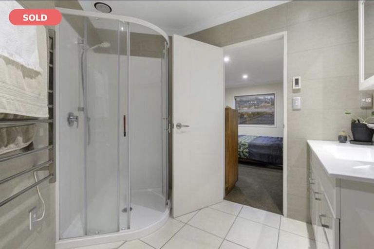 Photo of property in 10 Gold Street, Albany Heights, Auckland, 0632