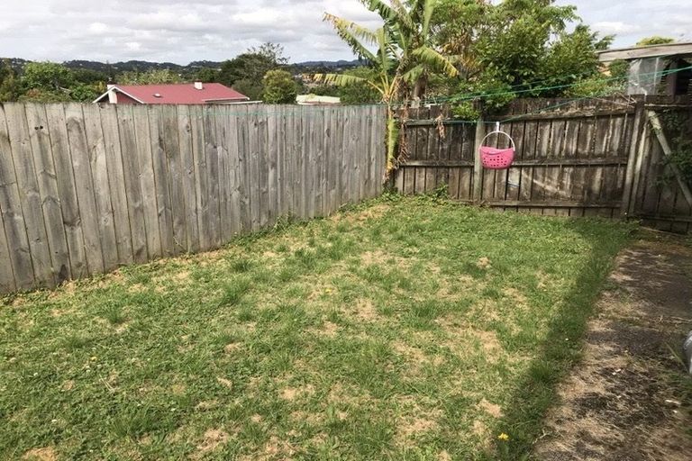 Photo of property in 2/65 Astley Avenue, New Lynn, Auckland, 0600
