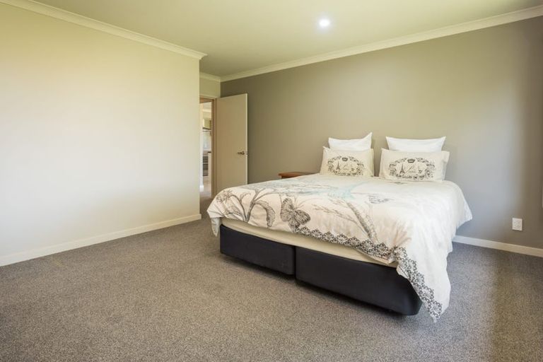 Photo of property in 25 Clearwater Place, Mayfield, Blenheim, 7201