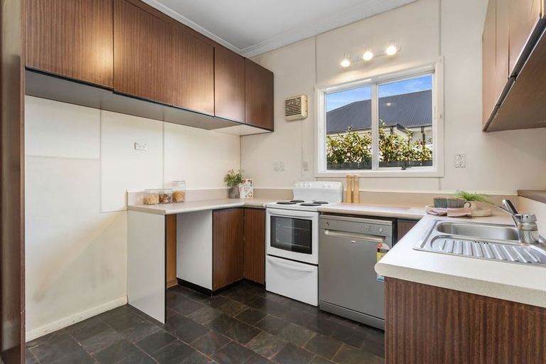 Photo of property in 19 Severn Street, St Albans, Christchurch, 8014