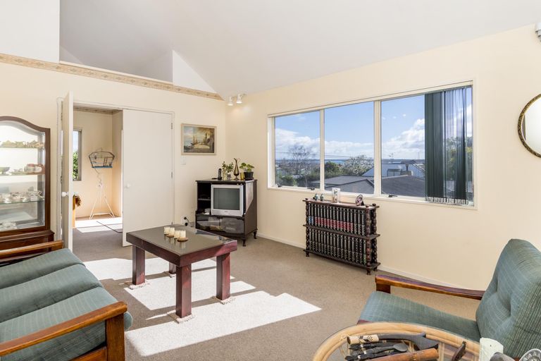 Photo of property in 3 Hunter Way, Otumoetai, Tauranga, 3110