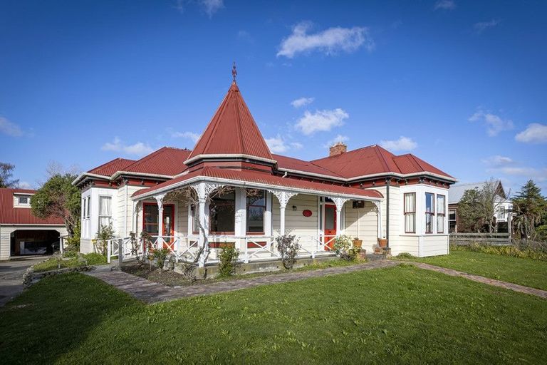 Photo of property in 175 Talbot Street, Geraldine, 7930