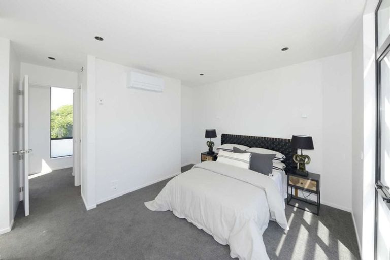 Photo of property in 11/243 Cambridge Terrace, Christchurch Central, Christchurch, 8013