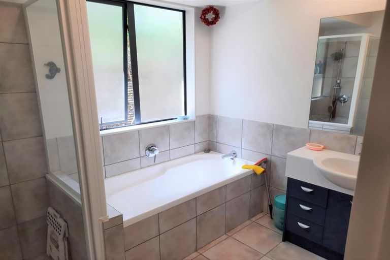 Photo of property in 28 Halyard Loop, Haruru, 0204