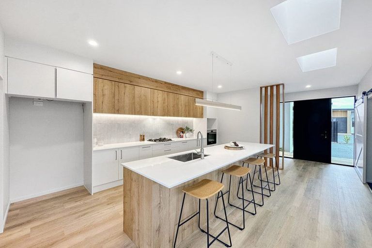 Photo of property in 16 Elsie Lange Way, Casebrook, Christchurch, 8051