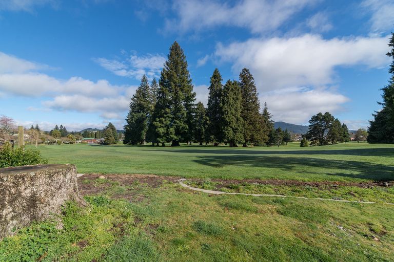 Photo of property in 37 Otonga Road, Springfield, Rotorua, 3015