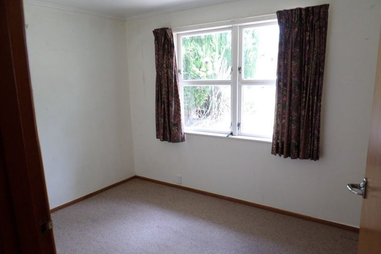 Photo of property in 40 Arlette Place, Massey, Auckland, 0614