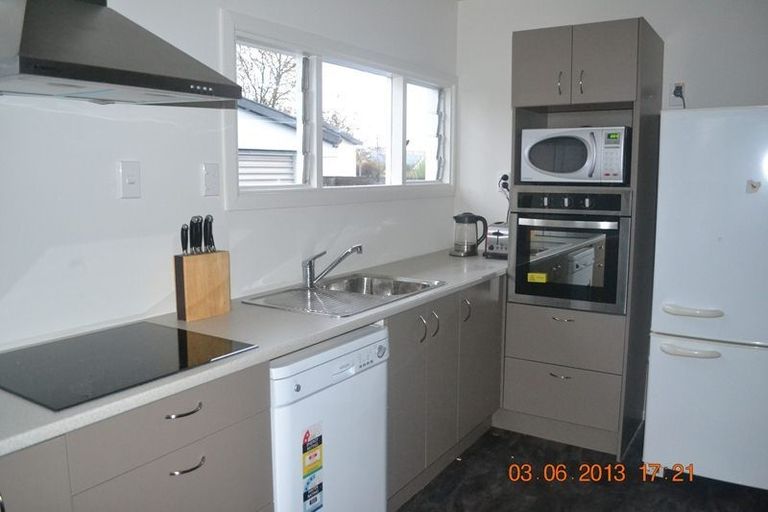 Photo of property in 18 Torrens Road, Hillmorton, Christchurch, 8024