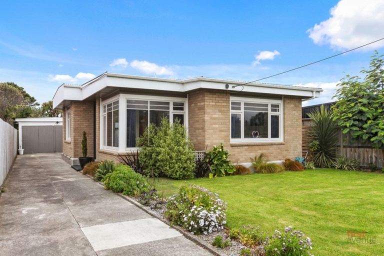 Photo of property in 369 Estuary Road, South New Brighton, Christchurch, 8062