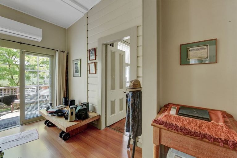 Photo of property in 43 Collingwood Street, Nelson, 7010