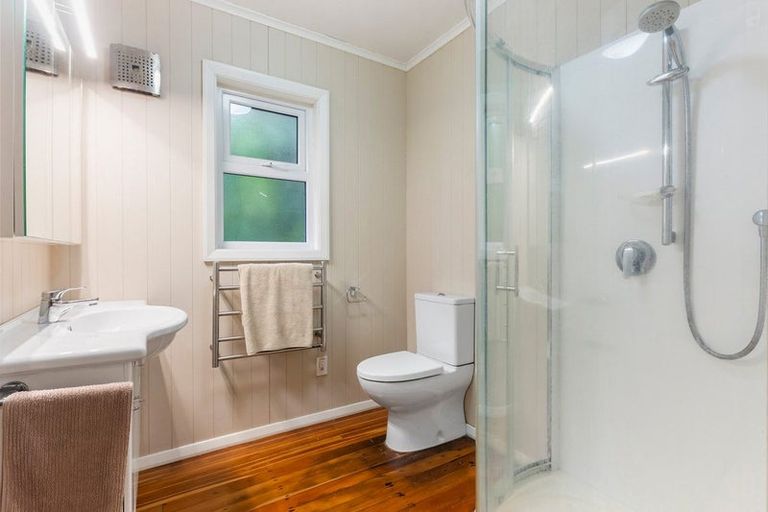 Photo of property in 88 Broderick Road, Johnsonville, Wellington, 6037