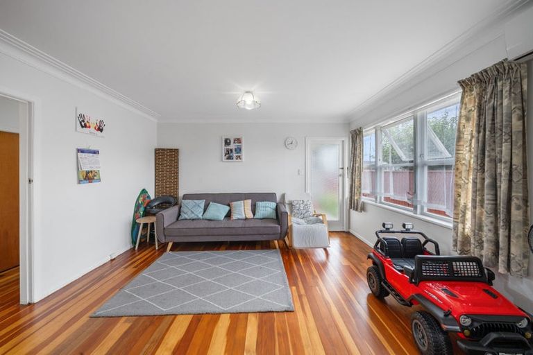 Photo of property in 10 Holden Place, Manukau, Auckland, 2025