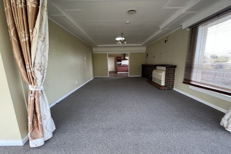 Photo of property in 1 Robert Street, Otatara, Invercargill, 9879
